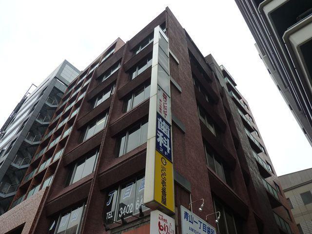 青山フォーワンビル（旧称：青山こうゆうビル、青山Ｆビル）