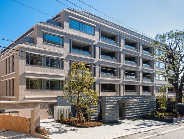 ＲＯＰＰＯＮＧＩ　ＰＬＡＣＩＤ