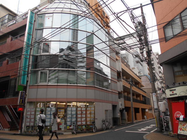 サンウエストビル