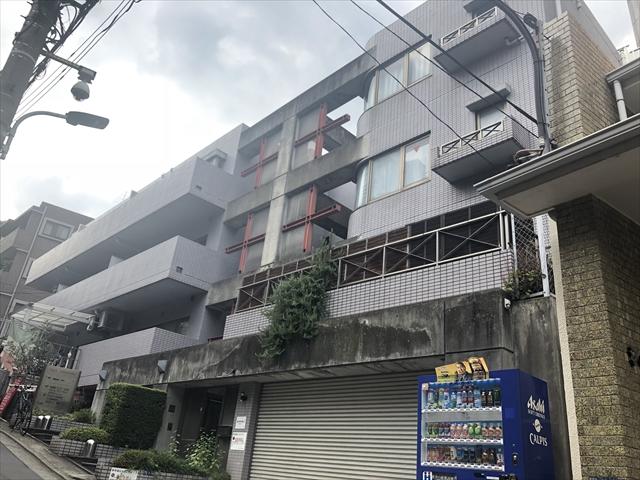 ヴィラ三田村