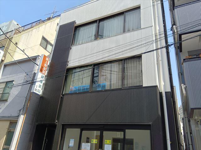 グローリィナカムラ